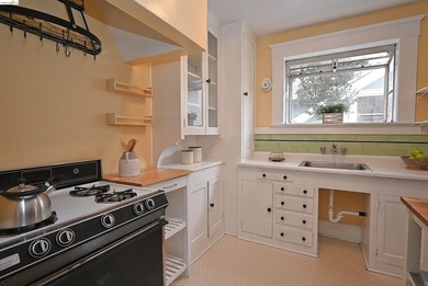 Welcome Home to this classic North Berkeley condo, where - photo 32