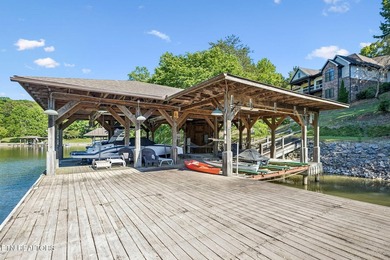 Tucked into a private cove on Fort Loudon Lake just off the main - photo 33