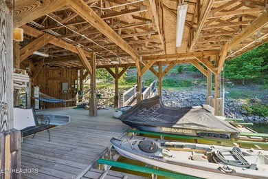 Tucked into a private cove on Fort Loudon Lake just off the main - photo 35
