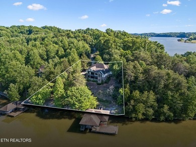 Tucked into a private cove on Fort Loudon Lake just off the main - photo 50