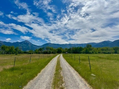 Nestled in the highly sought-after SpringHill Community, this - photo 7