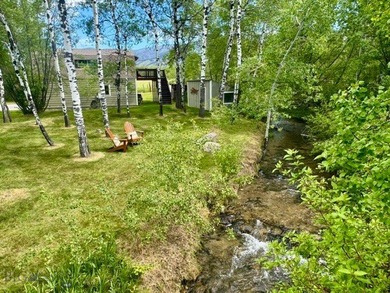 Nestled in the highly sought-after SpringHill Community, this - photo 10