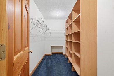 Welcome to 100 Brittany Way! Perched in the peaceful Newtown - photo 13