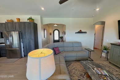 Phenomenal Foothills RV Garage home w/ Sparkling Pool, Full - photo 18