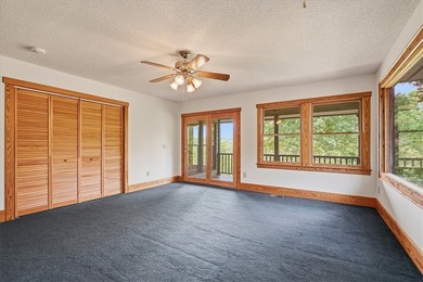 Welcome to 100 Brittany Way! Perched in the peaceful Newtown - photo 19