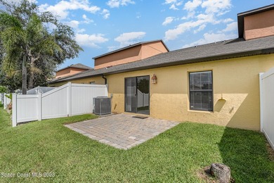 Enjoy a carefree lifestyle in this charming 2-bedroom, 2-bath - photo 22