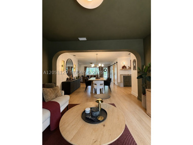 Completely remodeled with a designer's eye, this beautiful home - photo 23