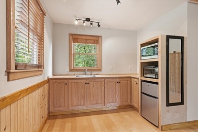 Welcome to 100 Brittany Way! Perched in the peaceful Newtown - photo 29