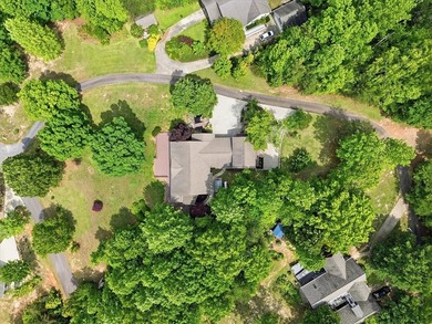 Welcome to 100 Brittany Way! Perched in the peaceful Newtown - photo 42