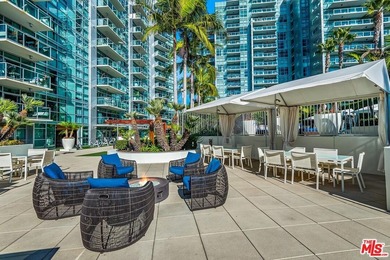 Experience sweeping, unobstructed city, mountain, ocean, and - photo 49