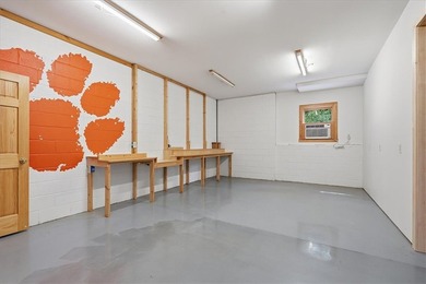 Welcome to 100 Brittany Way! Perched in the peaceful Newtown - photo 50