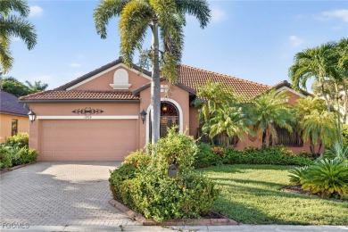 Lake Home For Sale in Fort Myers, Florida