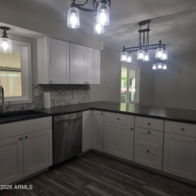 ON LEASED LAND: This home is absolutely gorgeous!! It has been - photo 18