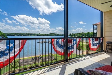 Welcome to lakefront living at Crepe Myrtle Commons on Lake - photo 19
