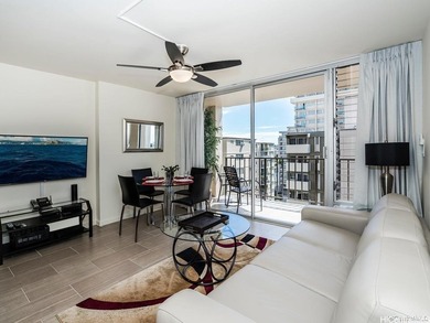 Beautifully renovated in 2018, this spacious 2-bedroom, 2-bath - photo 3