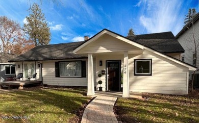 Lake Home For Sale in Coeur d Alene, Idaho