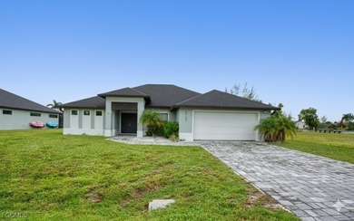 Cape Coral Lakes Area Home For Sale in Cape Coral Florida