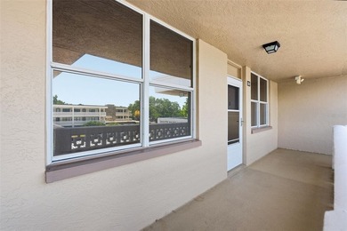 Welcome to Winston Park, a well-maintained 55+ community in the - photo 3