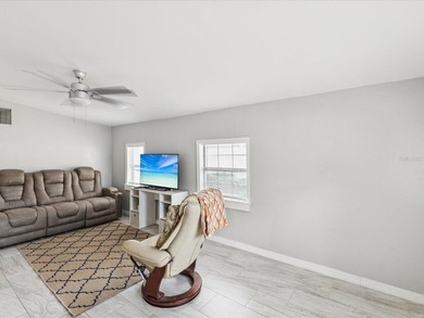 Under contract-accepting backup offers. MOTIVATED SELLERS! - photo 4