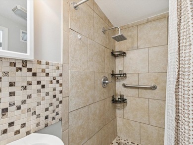 Under contract-accepting backup offers. MOTIVATED SELLERS! - photo 9