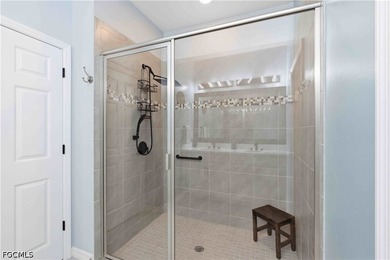 Welcome to 4439 Dutchess Park Rd., a 2-bedroom + DEN attached - photo 17