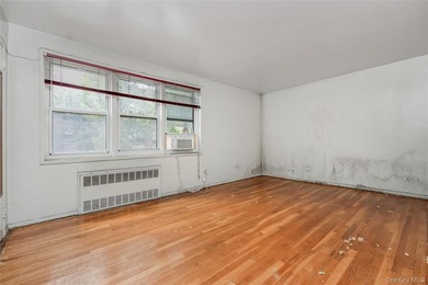 *Welcome to Hanover Court in the heart of vibrant neighborhood - photo 17