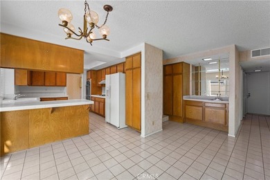 15921 Las Palmeras - photo 21