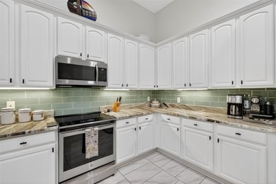 Welcome to refined living in the highly sought-after Edgewater - photo 25