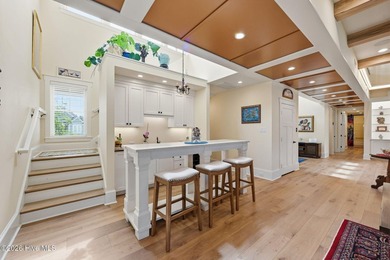 Luxury living meets exceptional craftsmanship in this - photo 29