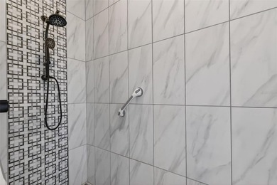 Welcome to refined living in the highly sought-after Edgewater - photo 36