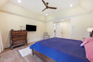 Luxury living meets exceptional craftsmanship in this - photo 44