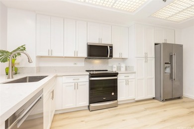 Priced to sell! Enjoy gorgeous mountain views from this - photo 3