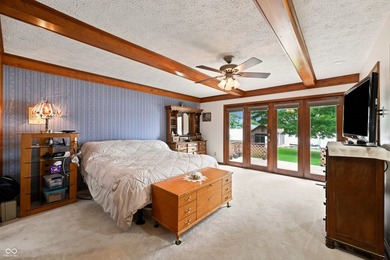 Beautiful, well maintained Lake front 3 bedroom, 2.5 bath home - photo 6