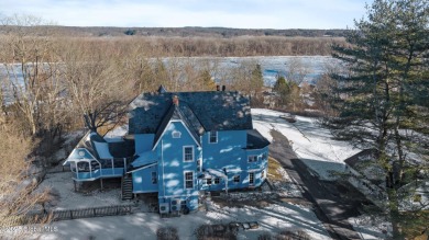 (private lake, pond, creek) Home Sale Pending in Glenmont New York