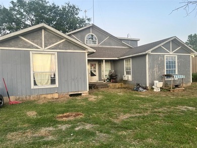 (private lake, pond, coastal) Home For Sale in Quinlan Texas