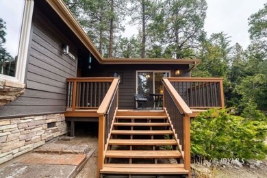 Cedar Stone Lodge is a stunning, furnished luxury retreat - photo 7