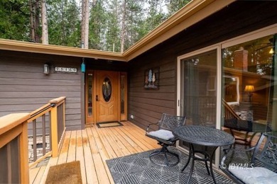 Cedar Stone Lodge is a stunning, furnished luxury retreat - photo 8