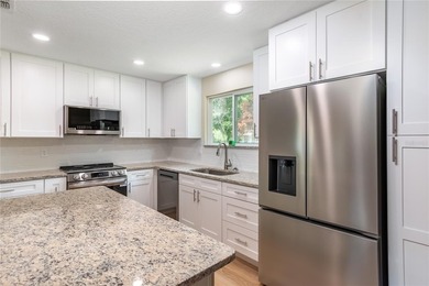 Beautifully updated 2-bedroom, 2-bath home in the sought-after - photo 4