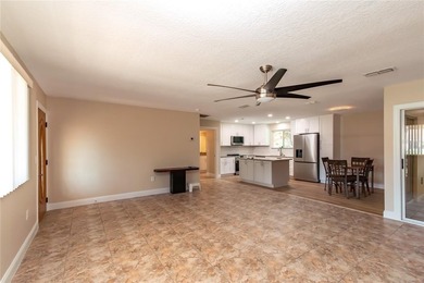 Beautifully updated 2-bedroom, 2-bath home in the sought-after - photo 7