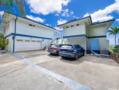 RARE North Shore luxury retreat with panoramic ocean views to - photo 10