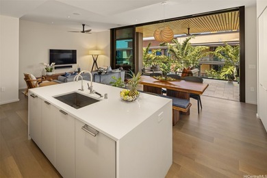 Rarely available top-floor residence in Bldg 3 at Park Lane Ala - photo 9