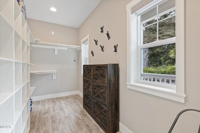 Beautiful Ocean view custom 2021(continued to build and improve - photo 13
