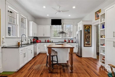 A large 1921 classic bungalow in historic Baldwin Park.There is - photo 18