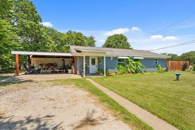 Cedar Creek Lake Home Active Under Contract in Gun Barrel City Texas