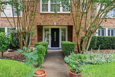 OPEN HOUSE SUNDAY JUNE 28 2-4PM! Spacious, stylish, and - photo 2