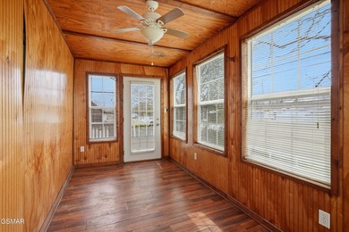 This home offers old world charm! 1 bedroom and 1 bath with a - photo 5