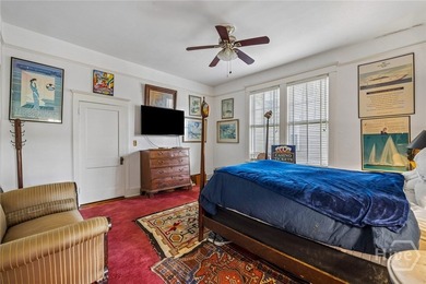 A large 1921 classic bungalow in historic Baldwin Park.There is - photo 29