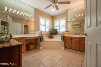 Hard to find 5 bedroom, 4 full bathrooms and 1 half guest - photo 30