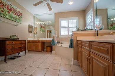 Hard to find 5 bedroom, 4 full bathrooms and 1 half guest - photo 32