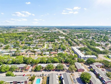 Discover this beautifully updated 1-bedroom 1-bathroom condo - photo 42